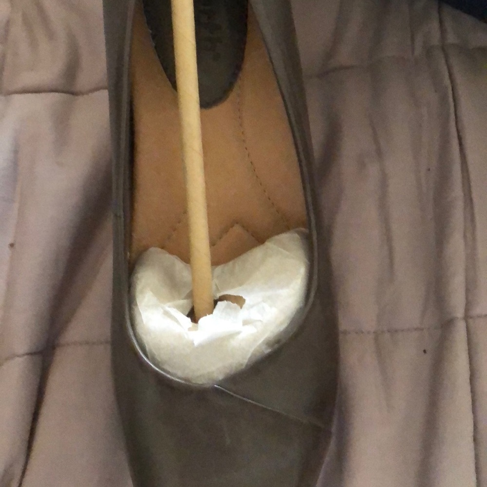 NWB Earth Tamara Paddle Insole Heels Sz7 - Picture 7 of 7